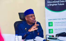 FG Moves to Cut School Costs with Reusable Textbooks, Uniform Academic Calendar