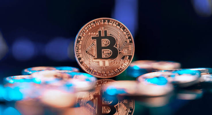 Strategy Builds Cash War Chest to $3.2bn as Bitcoin Holdings Reach 843,000