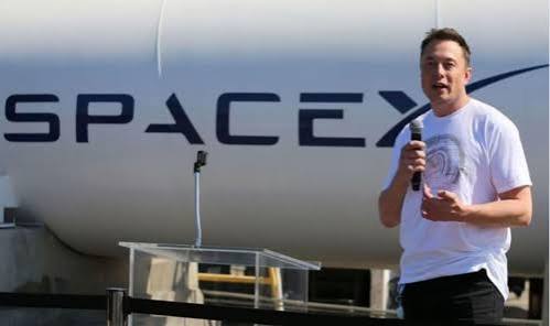 SpaceX Shares Slip Below IPO Price as Investor Excitement Fades