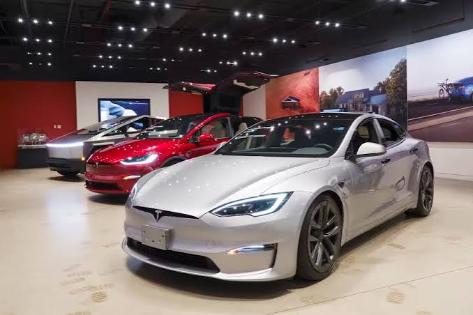 Tesla Sales Jump 25% as Europe Fuels EV Giant’s Recovery