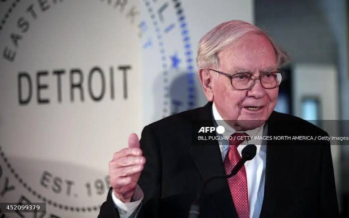 Warren Buffett Steps Down as Berkshire Hathaway Chairman After 56 Years